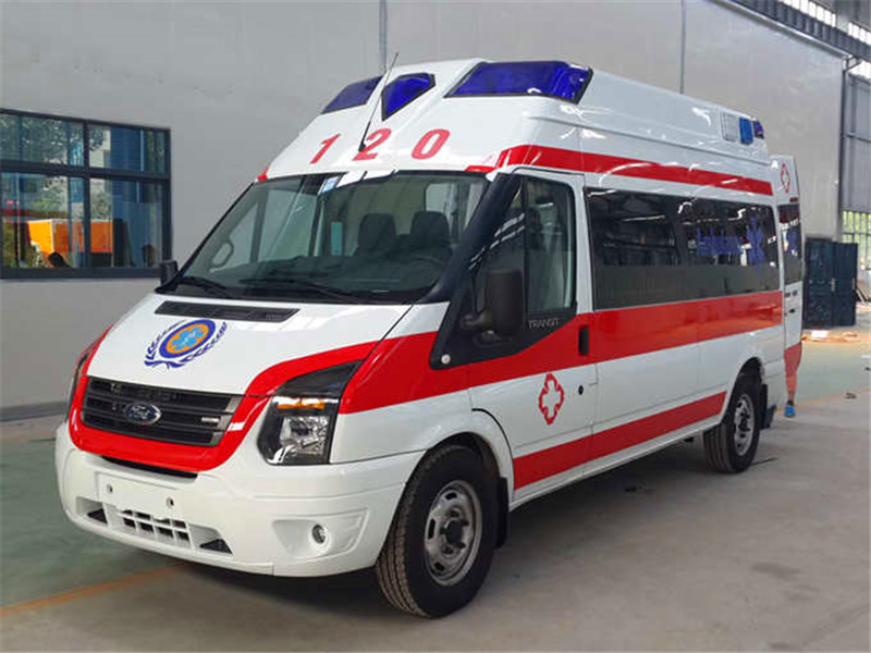 V348救护车长轴超人顶属于豪华高端救护车